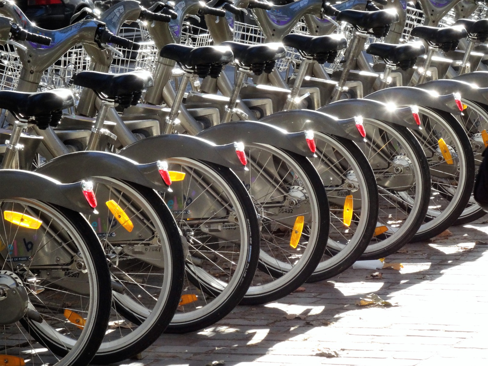 Velib - Hotel Mondial Paris